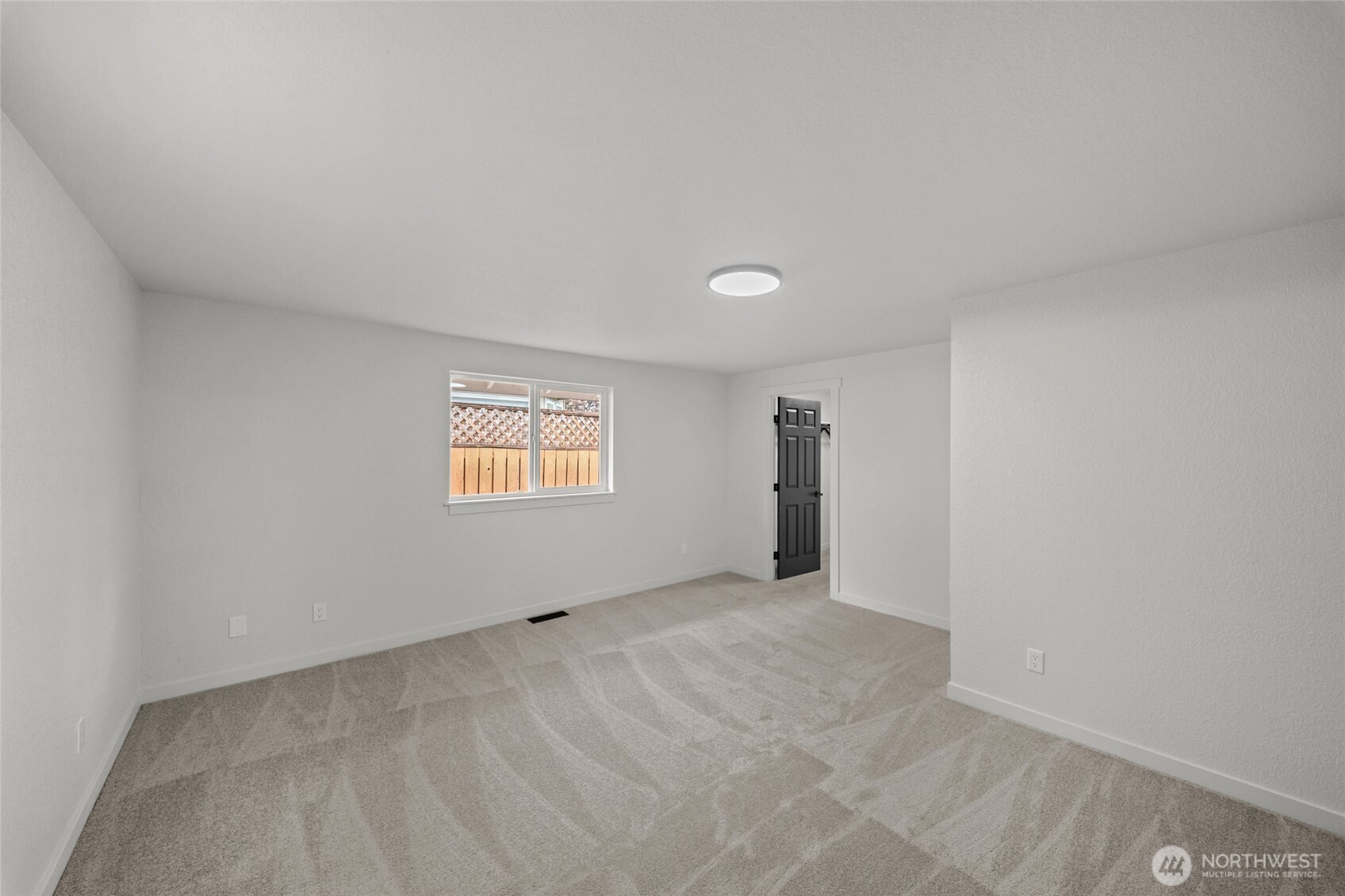 5916 Crimson Court Property Photo 14