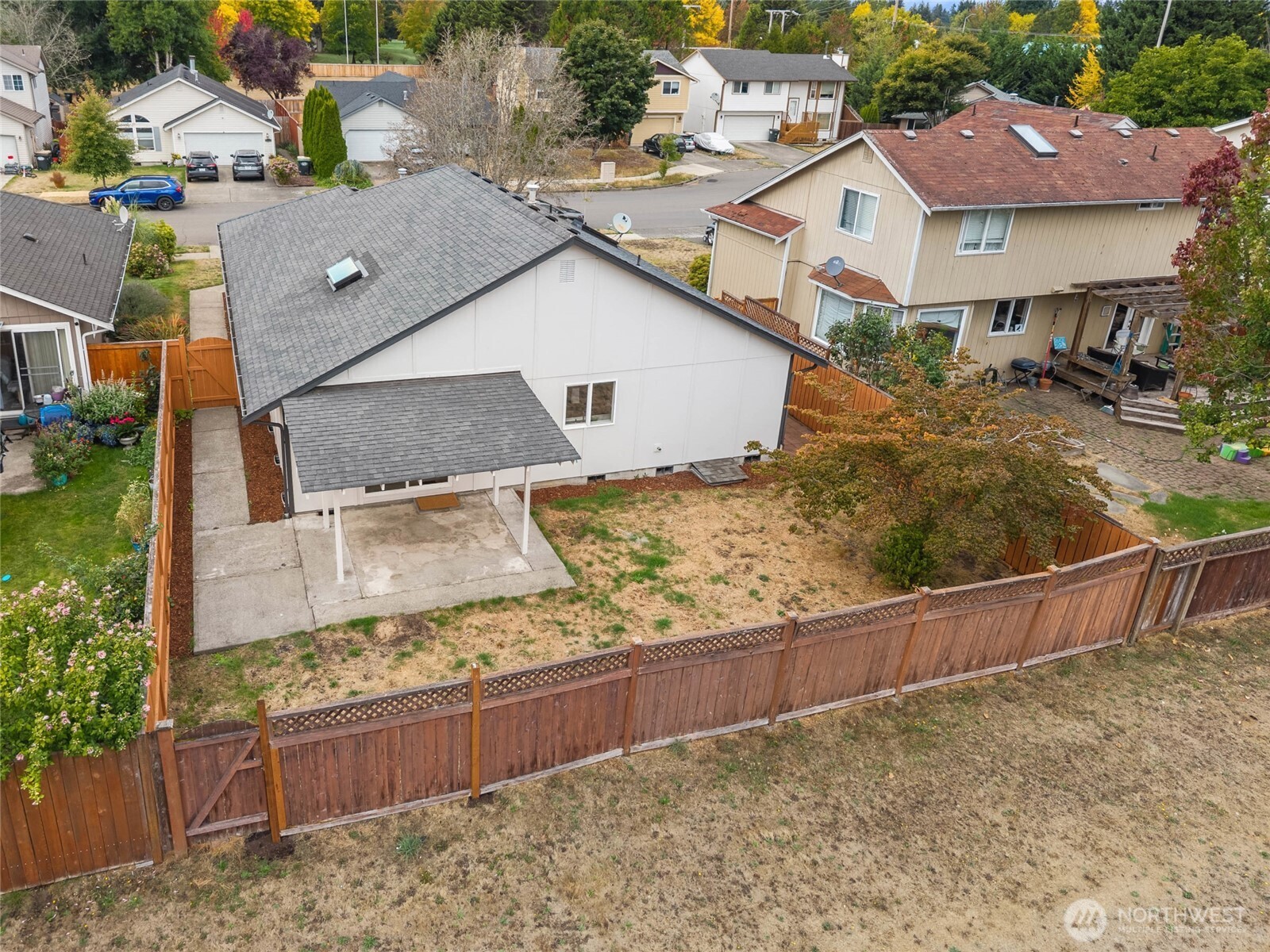 5916 Crimson Court Property Photo 29