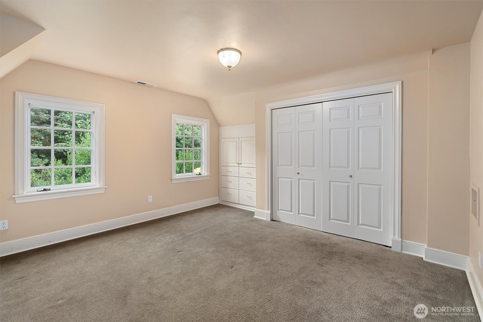 4943 Indian Road Property Photo 22