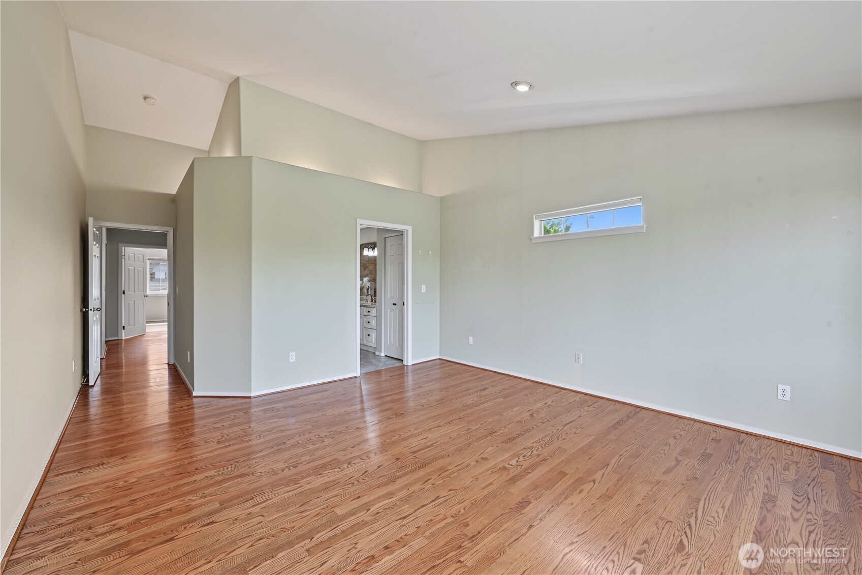 1716 Windsor Court Property Photo 22