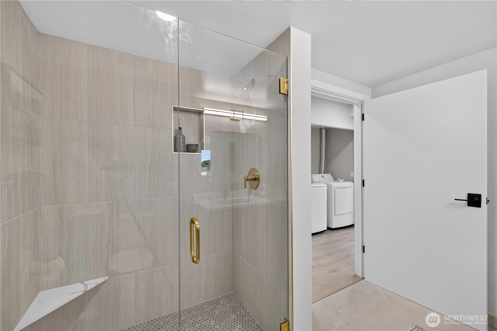 306 Center Street 304 Property Photo 21