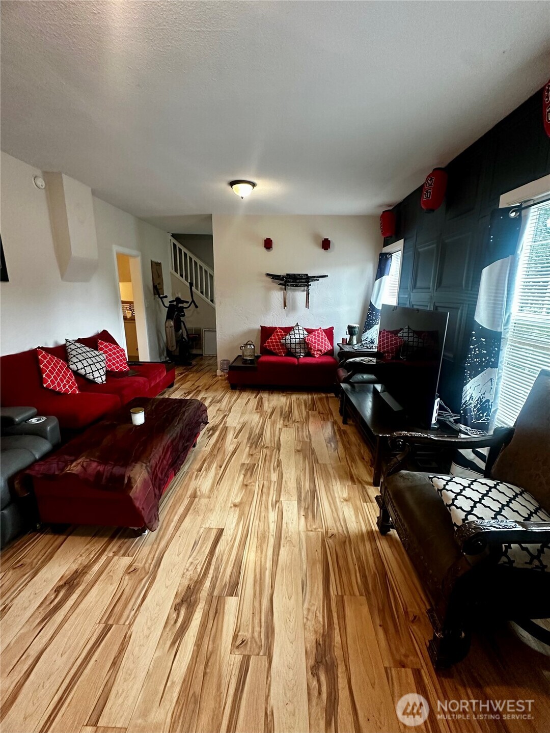1100 Hayes Street Property Photo 5