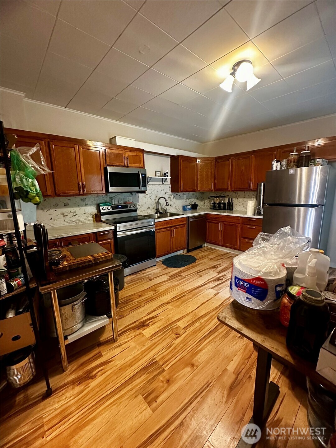 1100 Hayes Street Property Photo 8