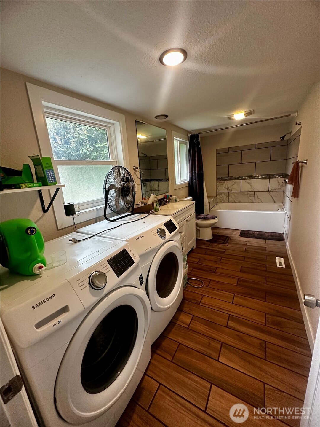 1100 Hayes Street Property Photo 11