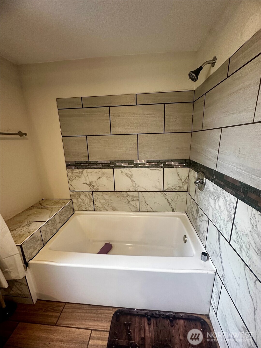 1100 Hayes Street Property Photo 13