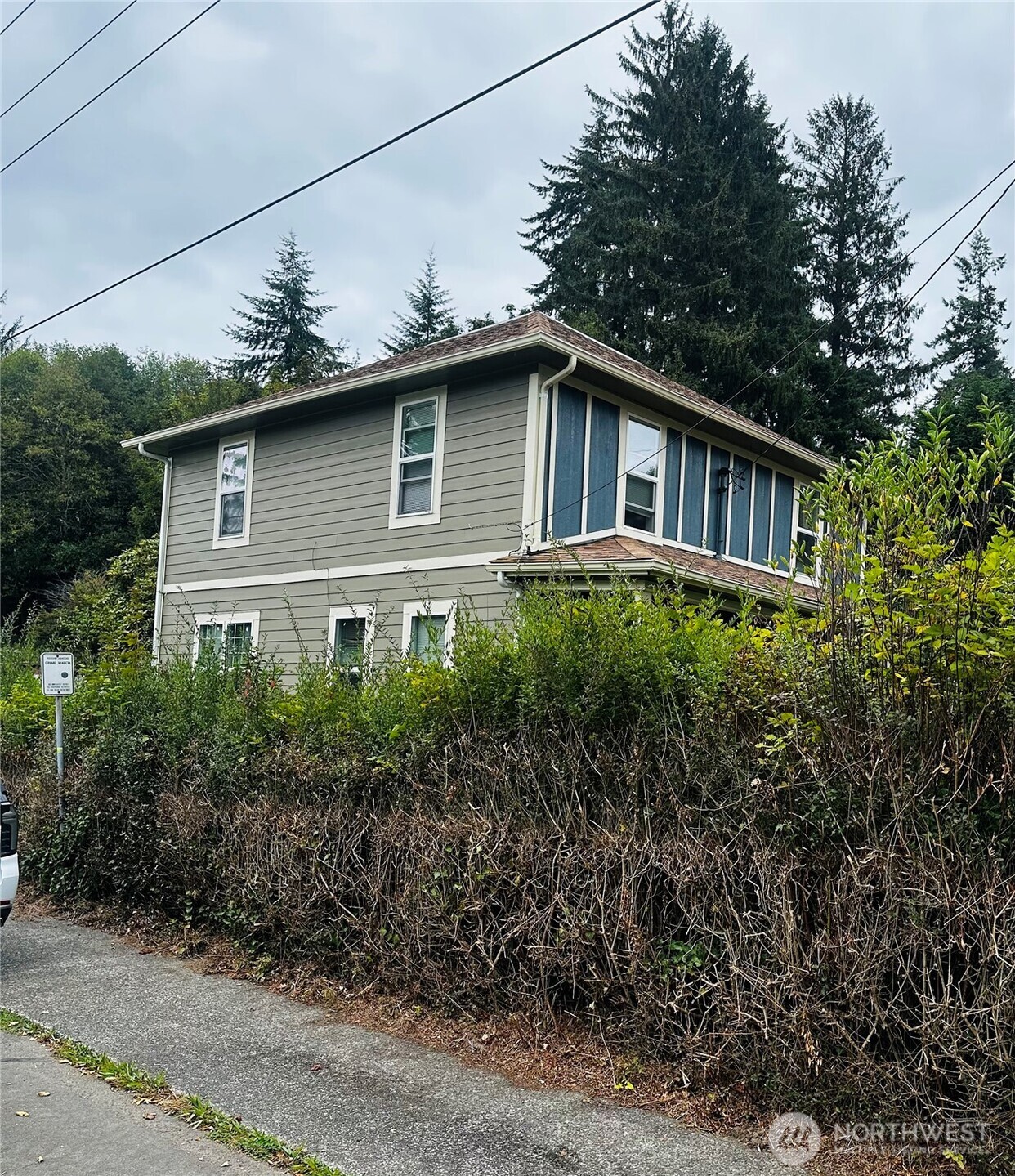 1100 Hayes Street Property Photo 25