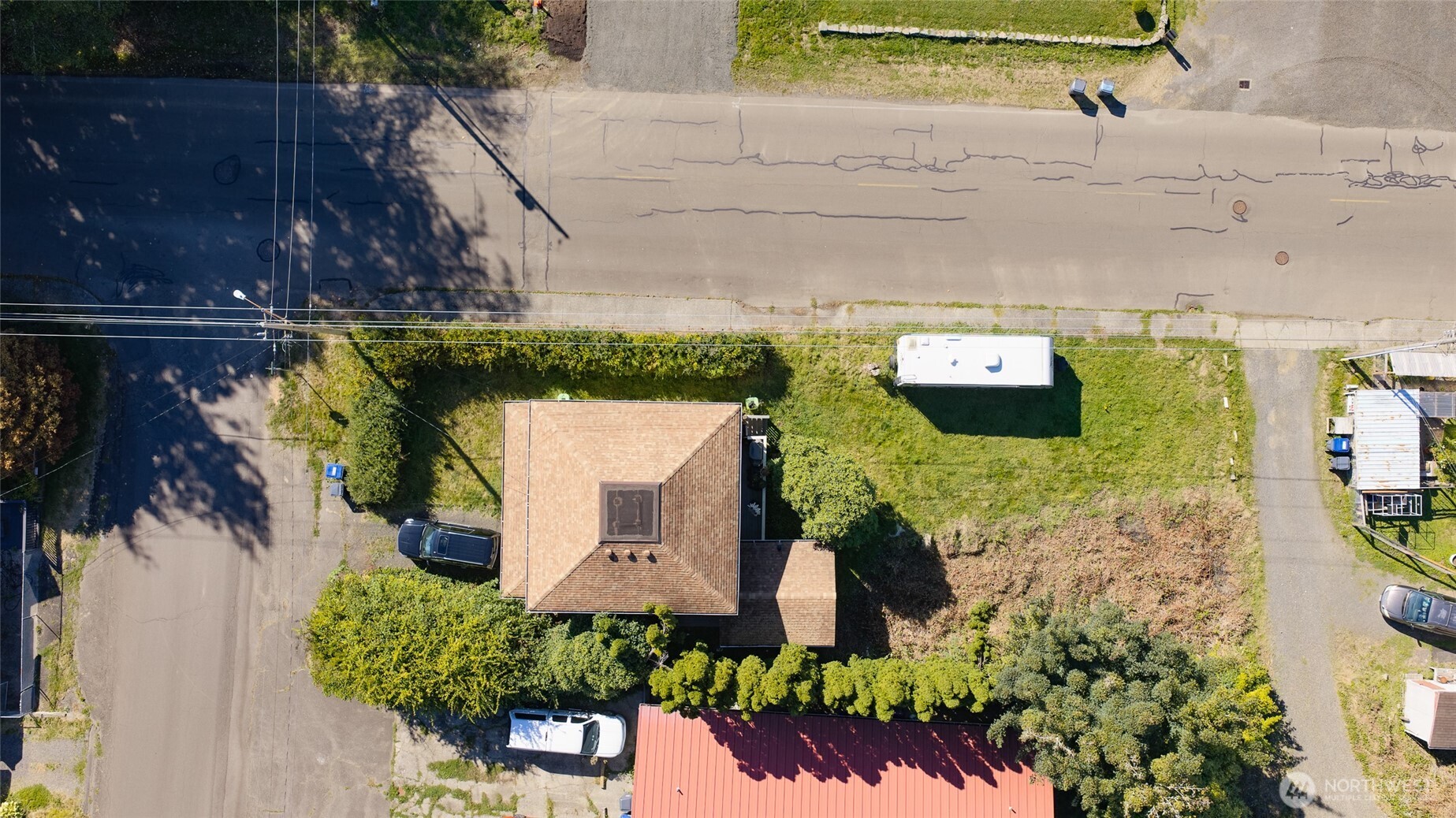 1100 Hayes Street Property Photo 30