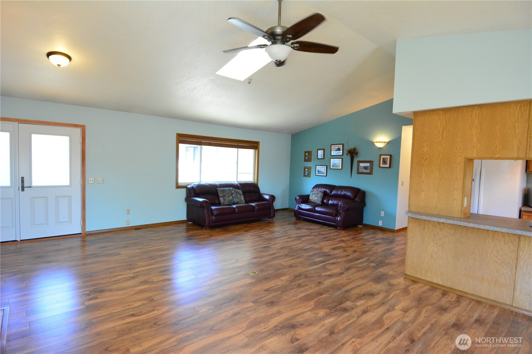 50 Crownview Lane Property Photo 5