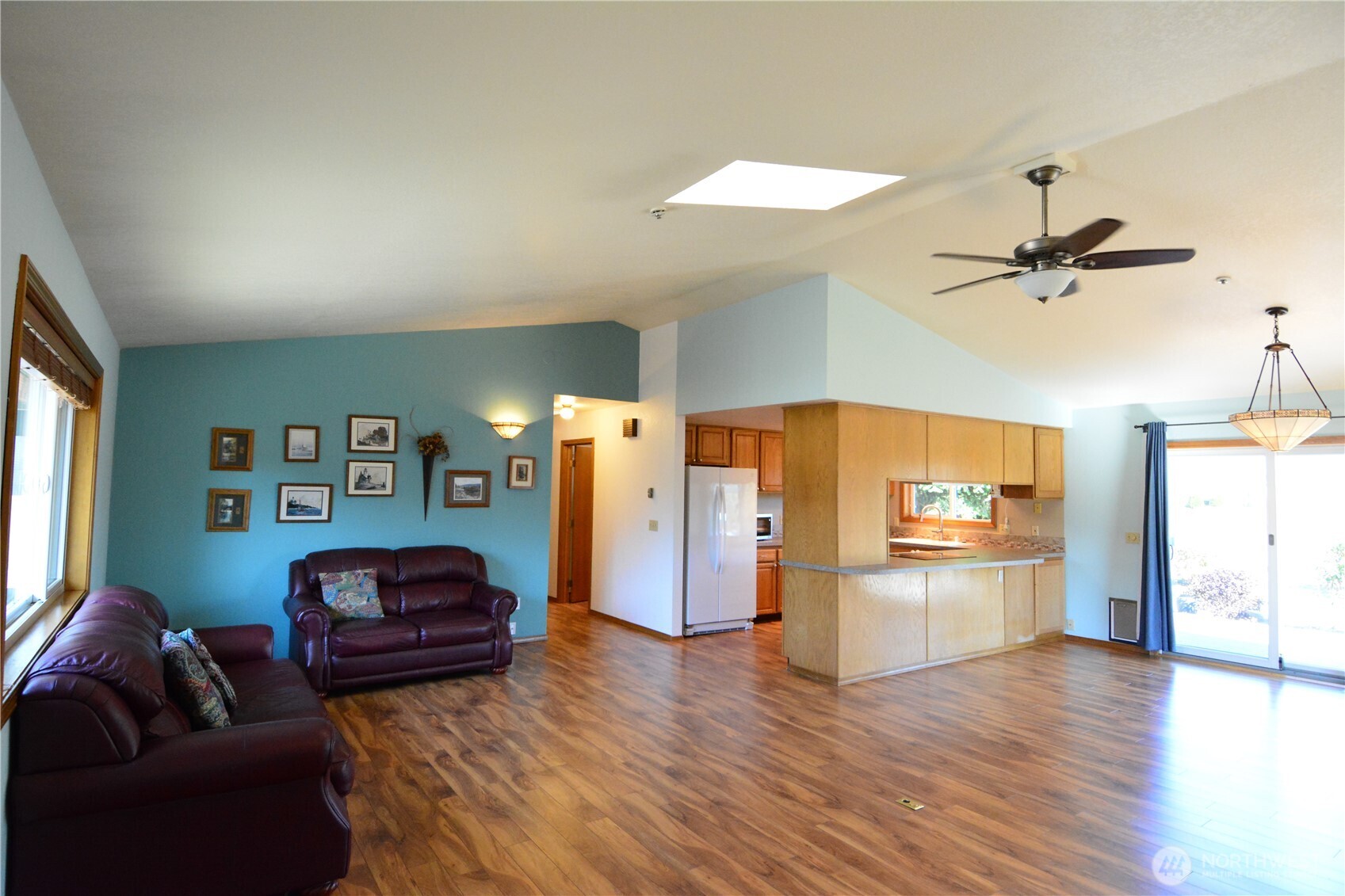 50 Crownview Lane Property Photo 8