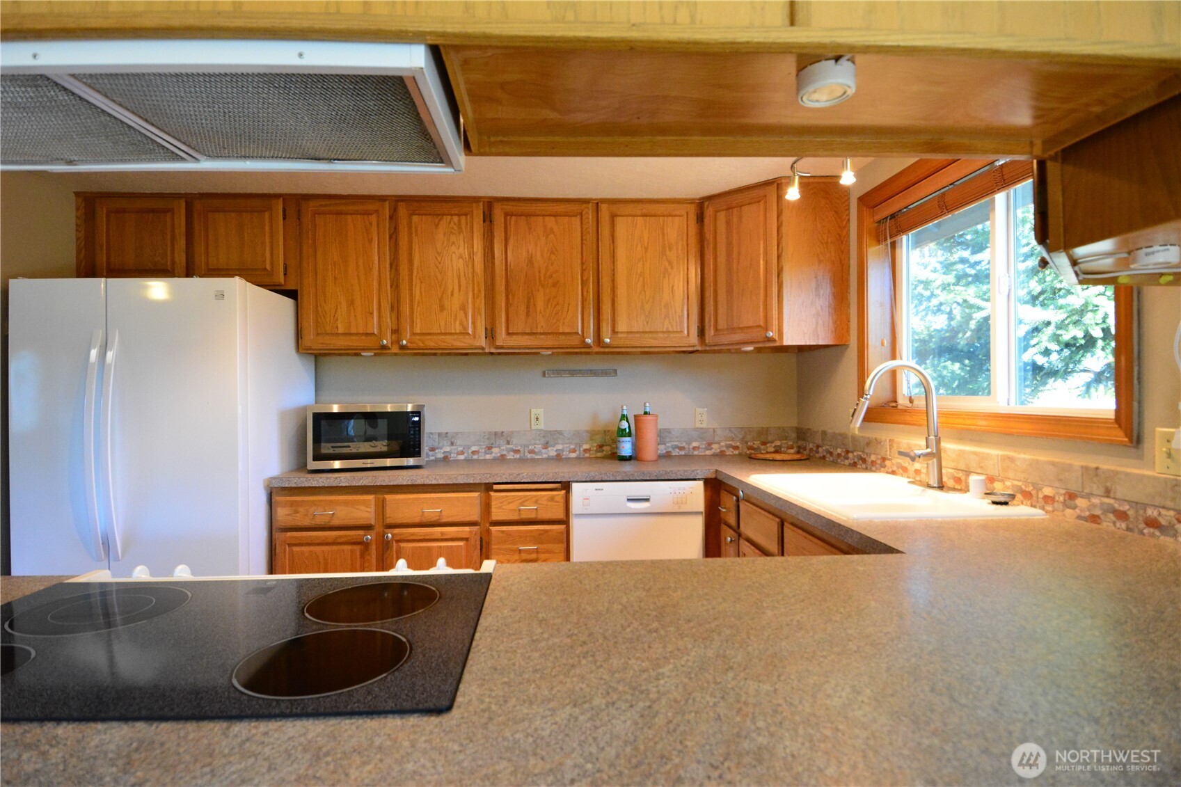 50 Crownview Lane Property Photo 13