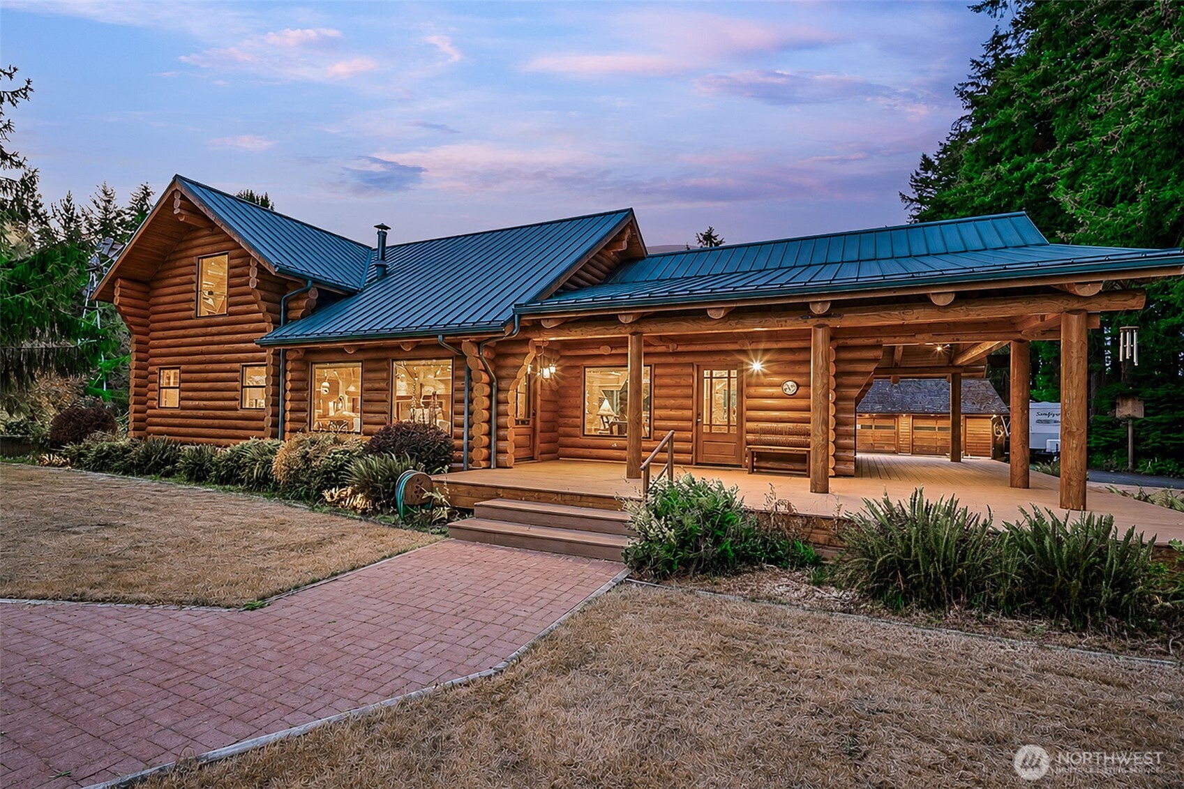 6133 Puget Beach Road Property Photo 1