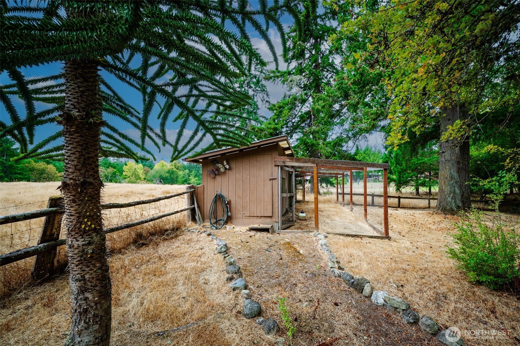 6133 Puget Beach Road Property Photo 22