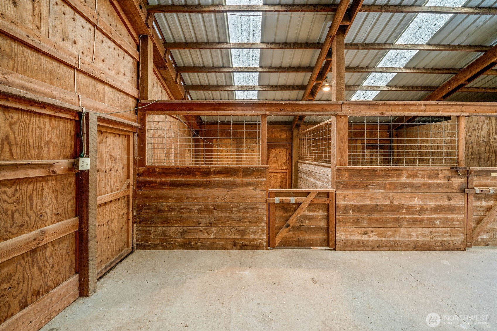 6133 Puget Beach Road Property Photo 25