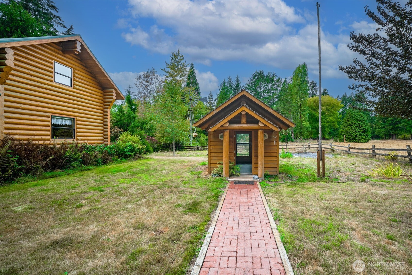 6133 Puget Beach Road Property Photo 29