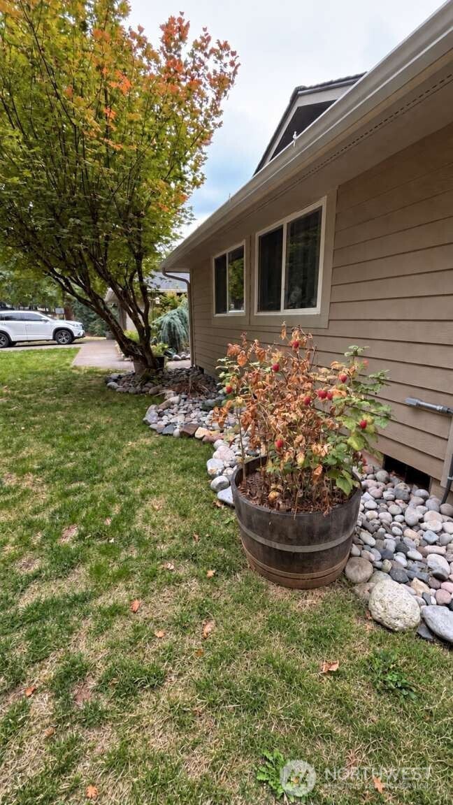 143 Rosewood Drive Property Photo 27