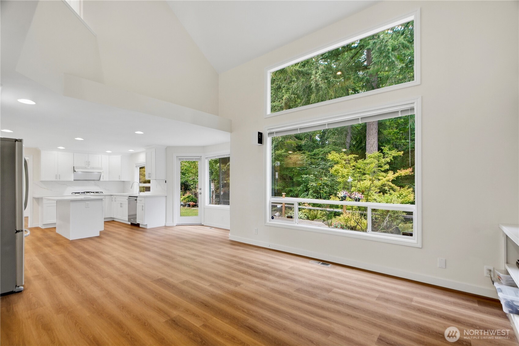 12715 52nd Place Property Photo 16