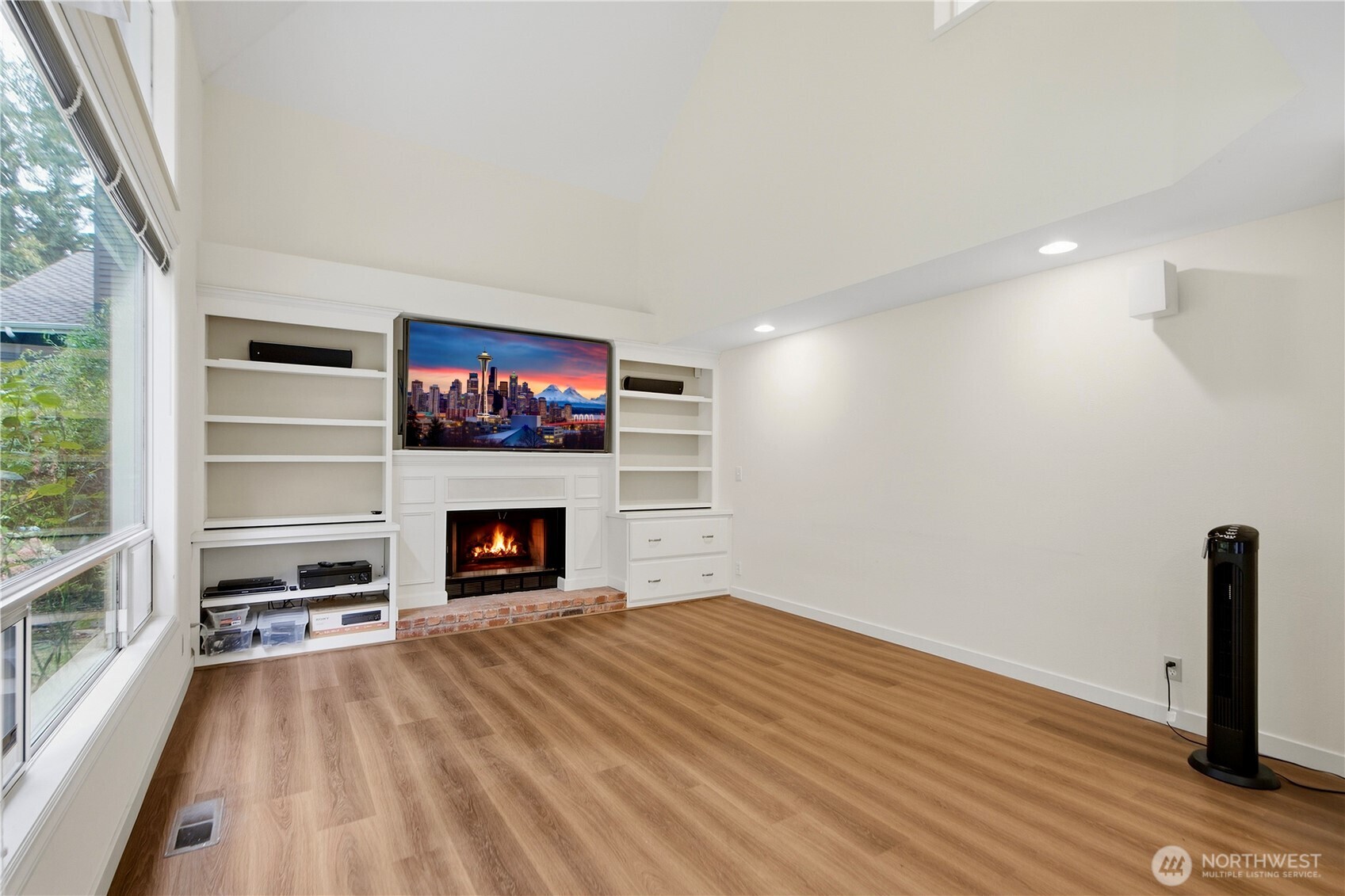 12715 52nd Place Property Photo 19