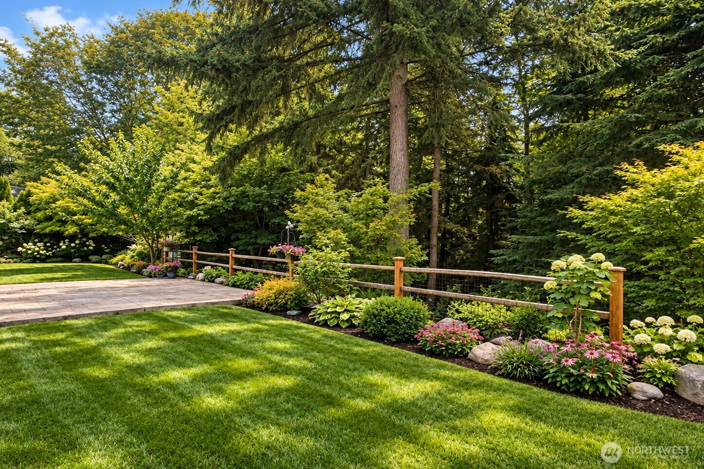 12715 52nd Place Property Photo 34