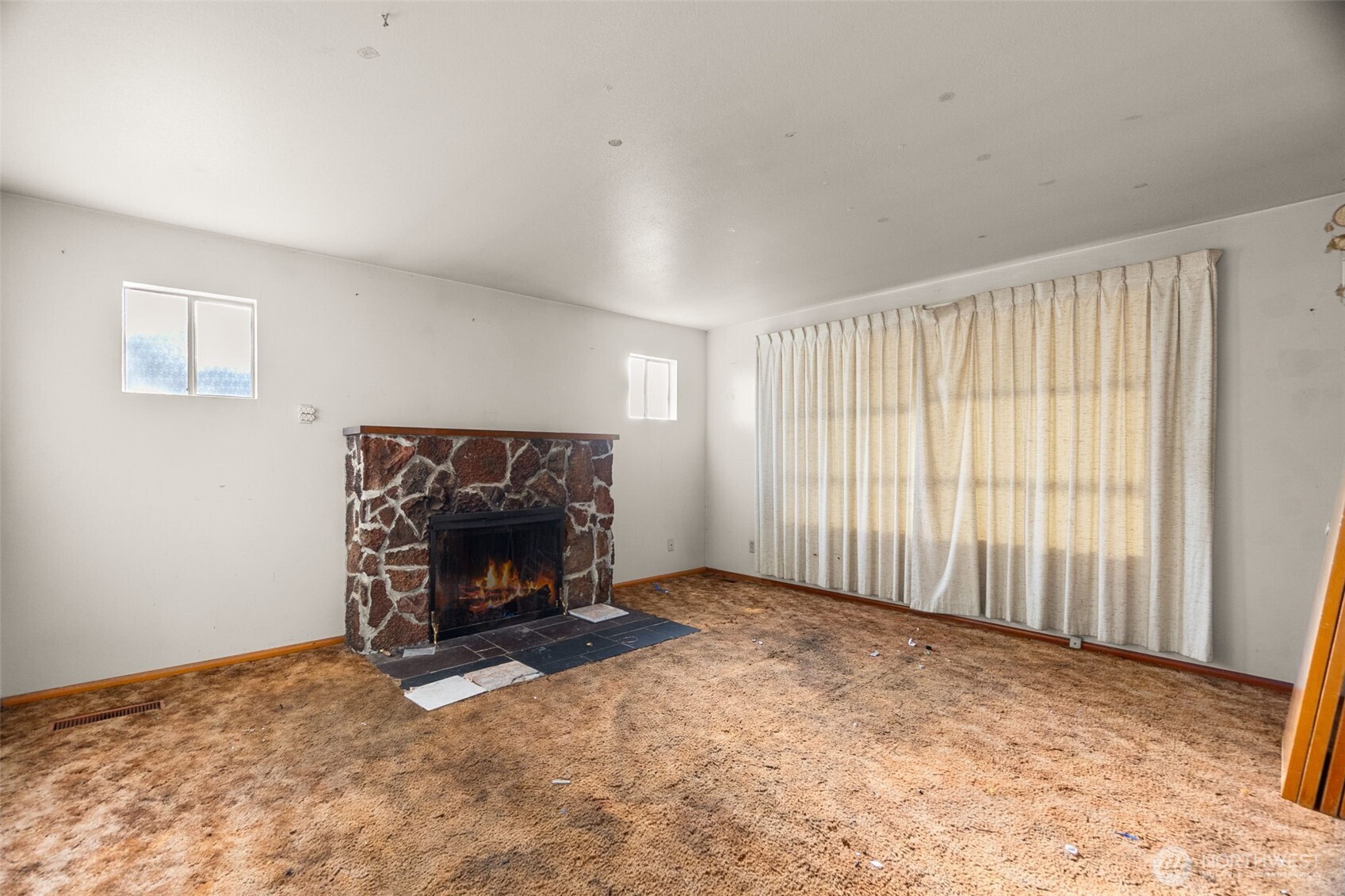 614 11th Avenue Property Photo 4