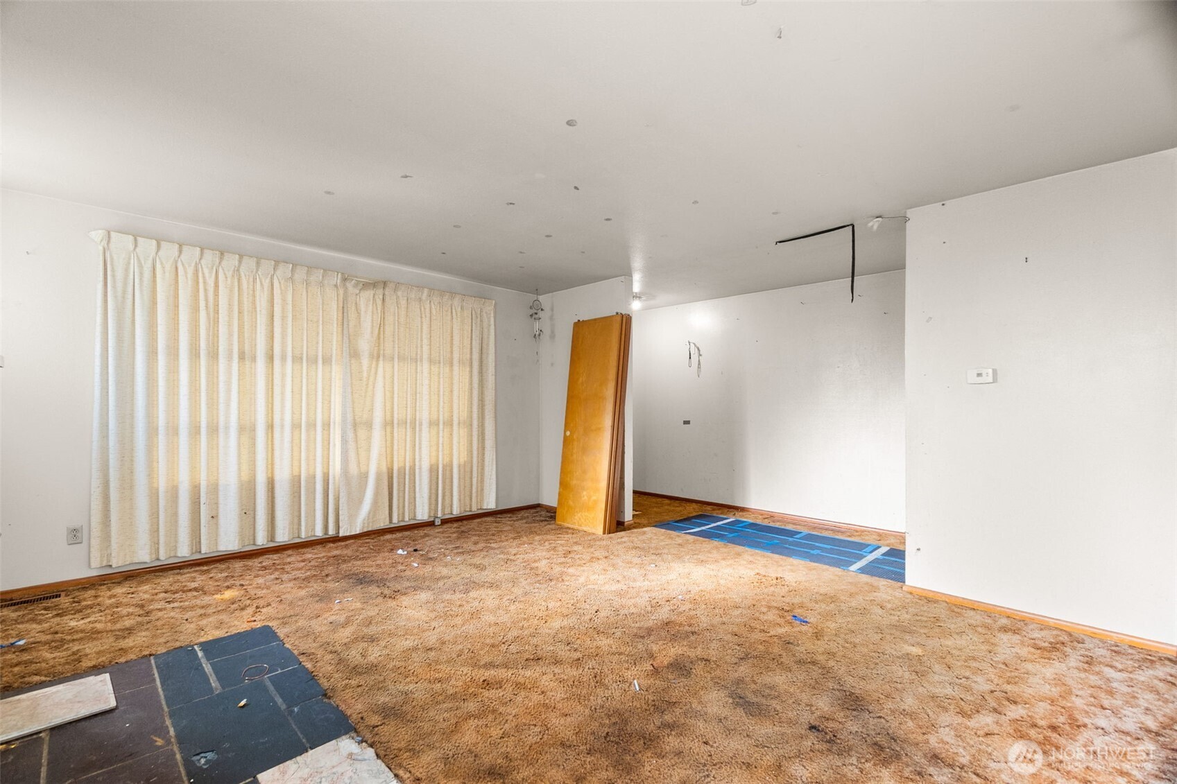 614 11th Avenue Property Photo 5