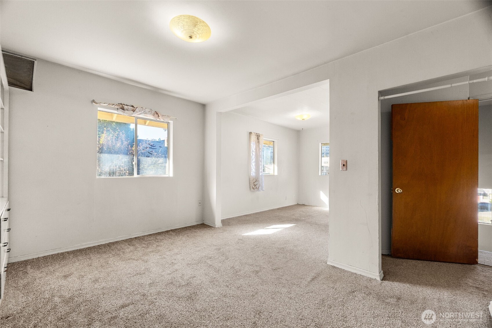 614 11th Avenue Property Photo 28