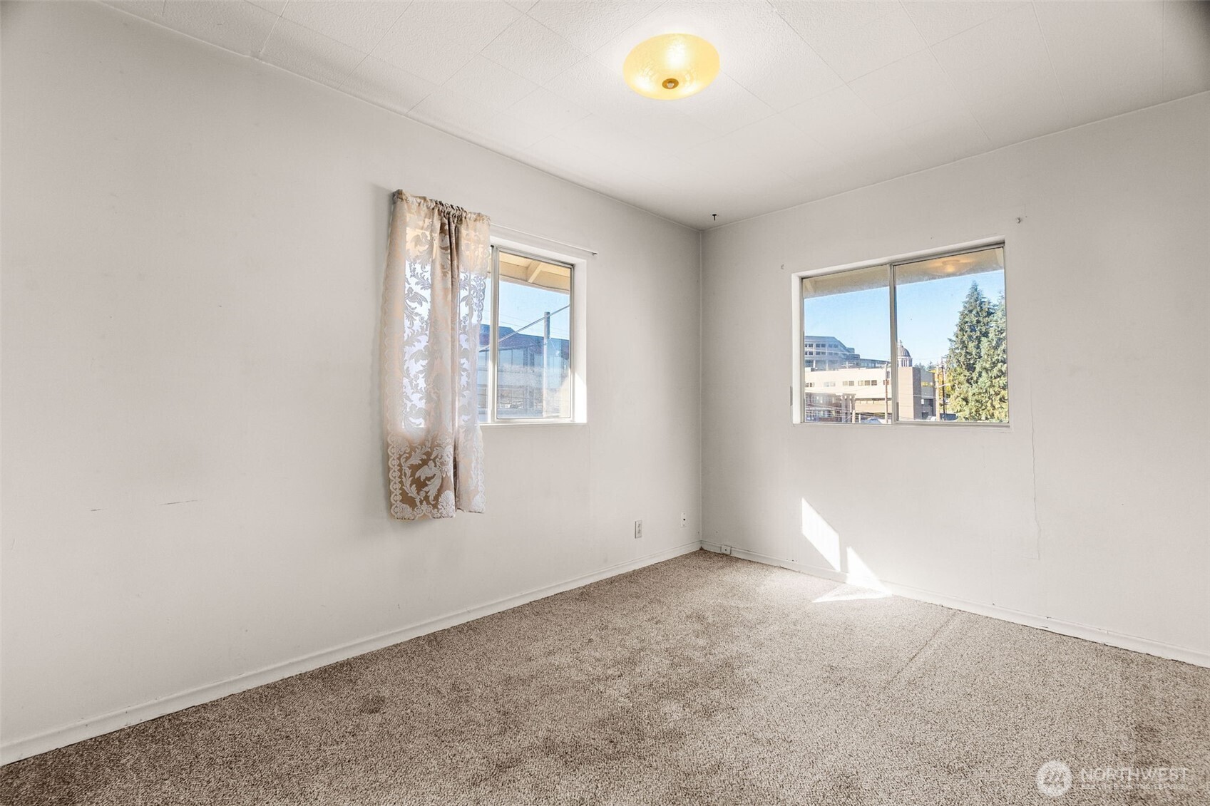 614 11th Avenue Property Photo 30