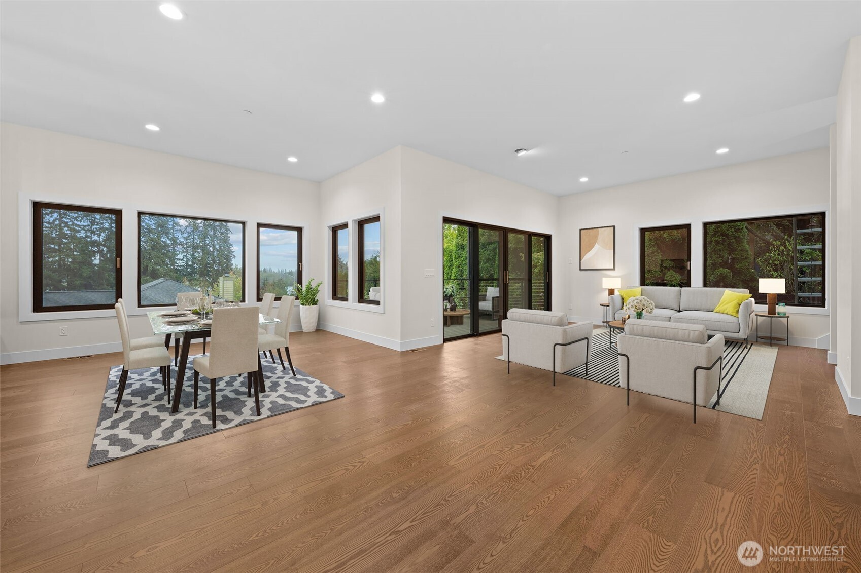 1226 159th Street Property Photo 3
