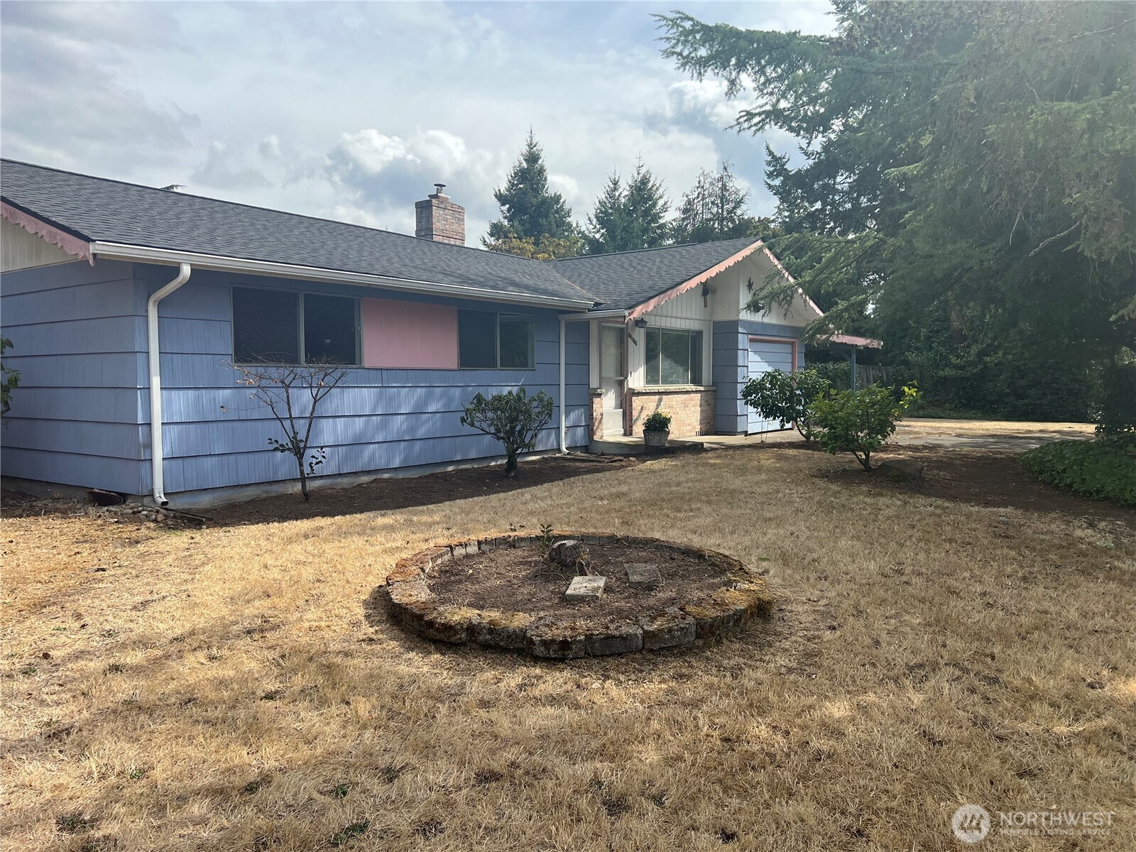 13617 Yakima Avenue Property Photo 5