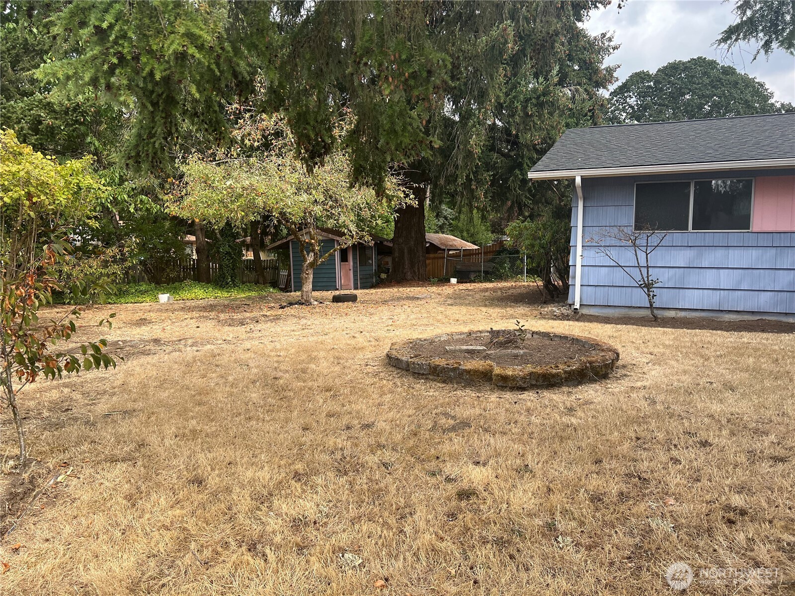 13617 Yakima Avenue Property Photo 6