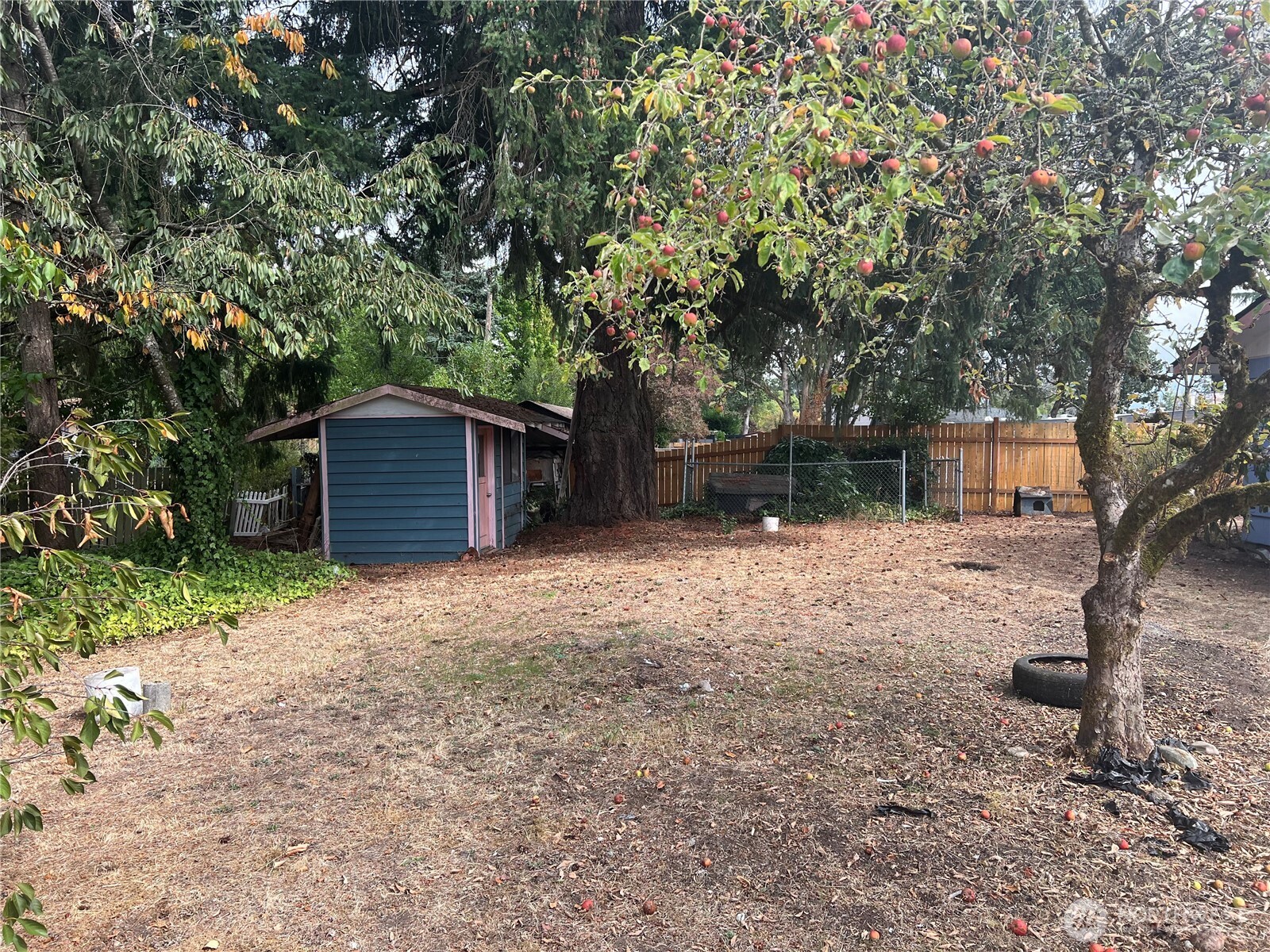 13617 Yakima Avenue Property Photo 8
