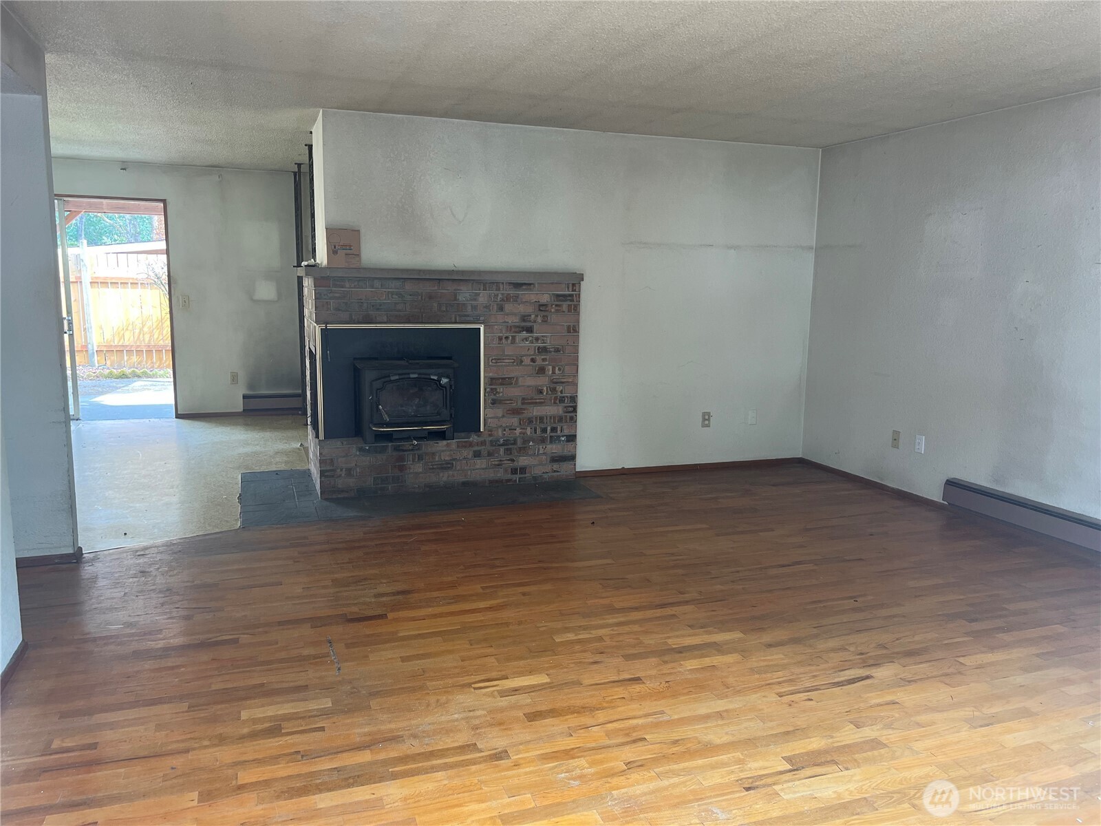 13617 Yakima Avenue Property Photo 9