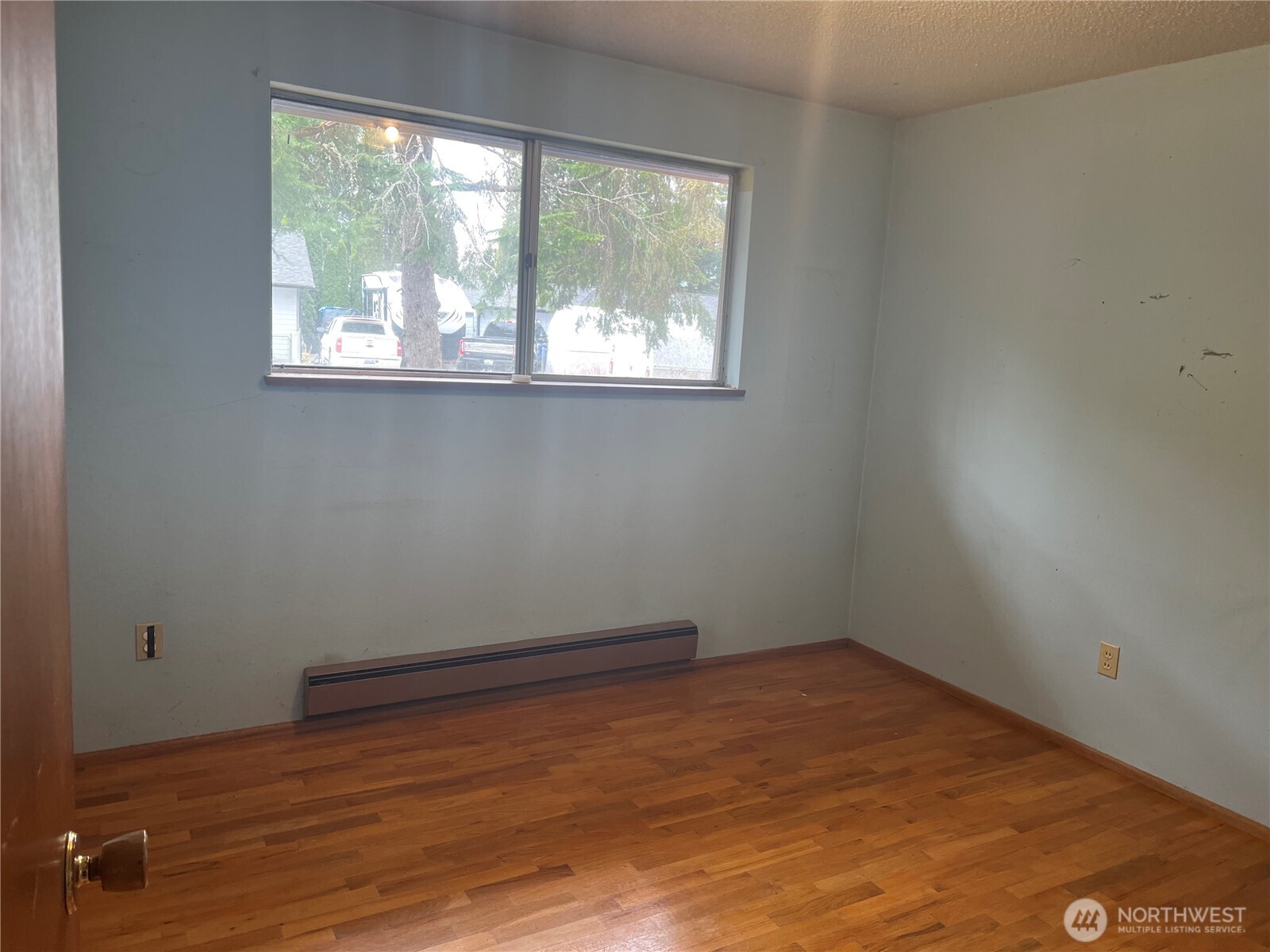 13617 Yakima Avenue Property Photo 13