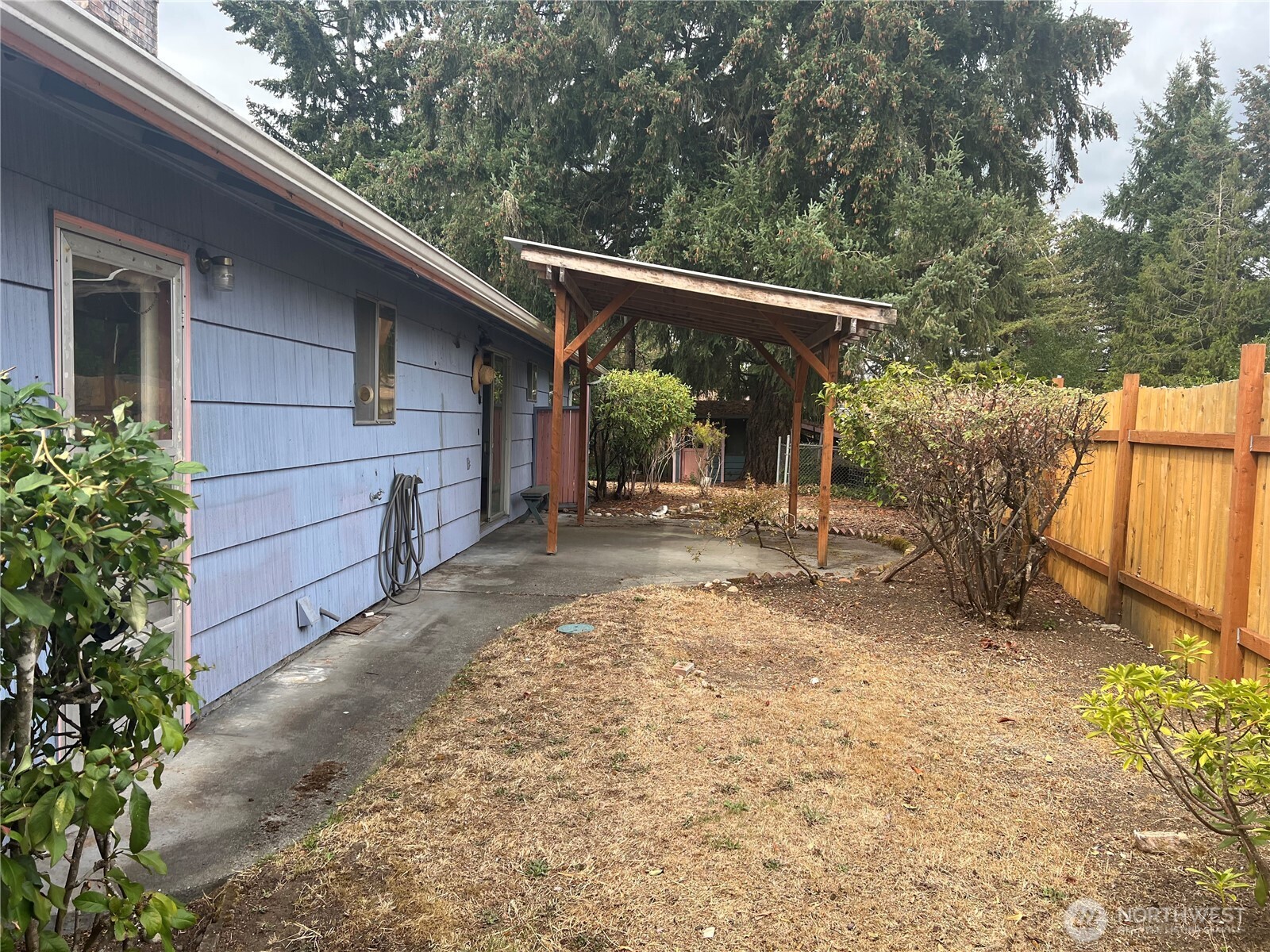 13617 Yakima Avenue Property Photo 23