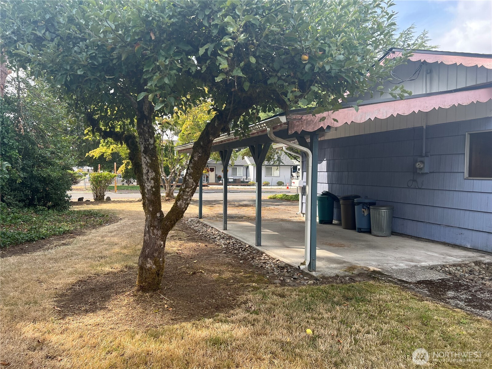 13617 Yakima Avenue Property Photo 25