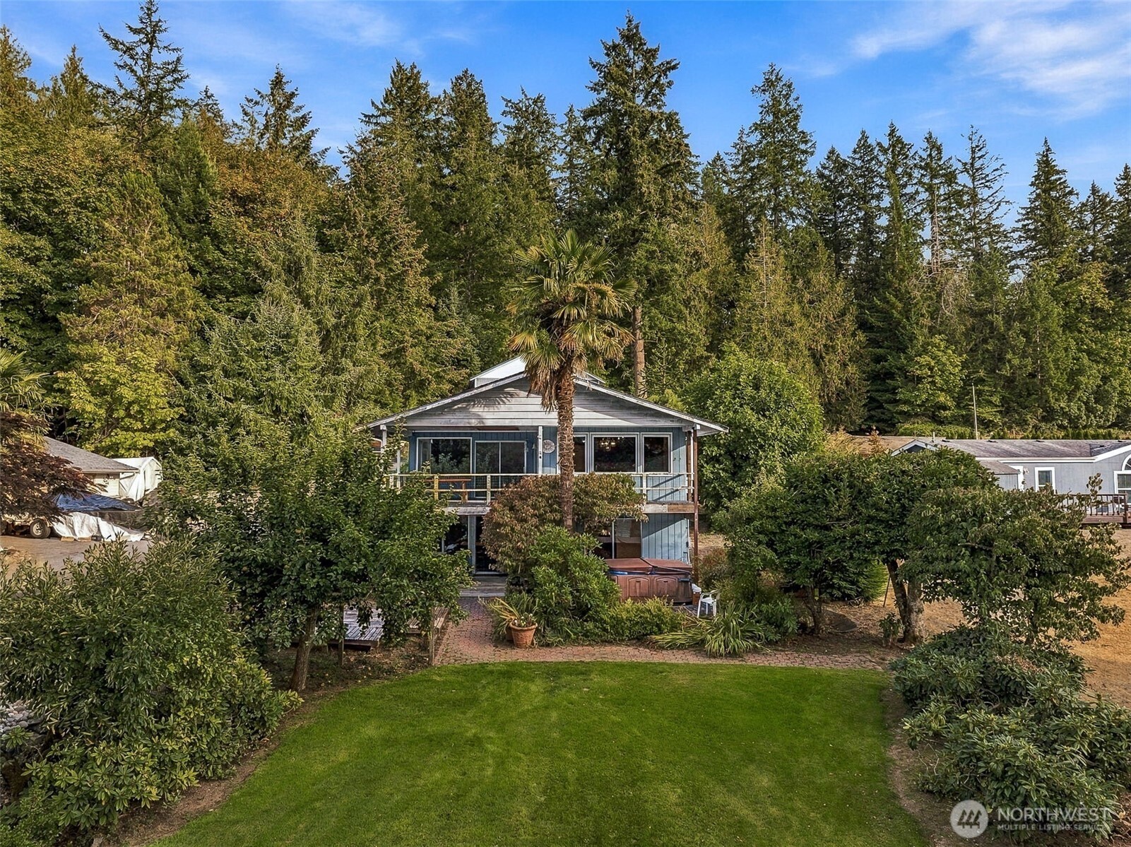 1220 166th Avenue Ct Property Photo 2