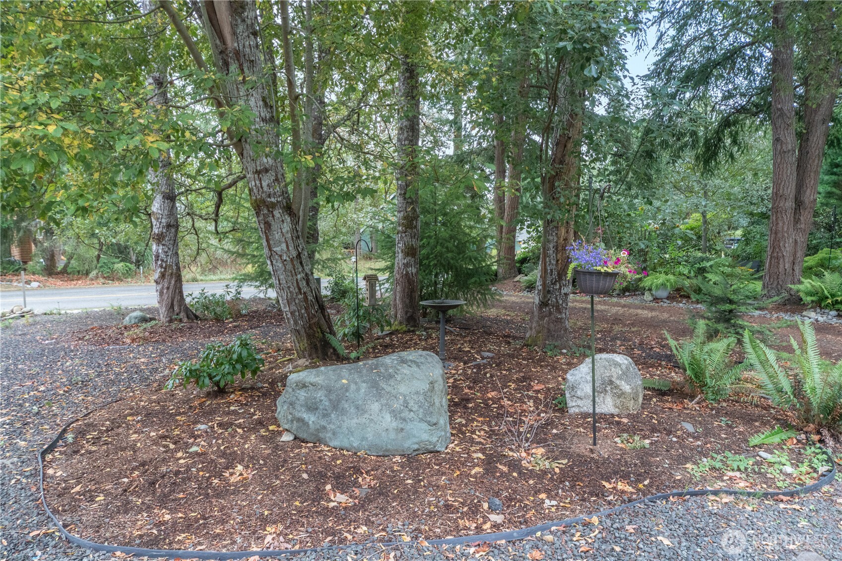 86 Rainier Lane Property Photo 3