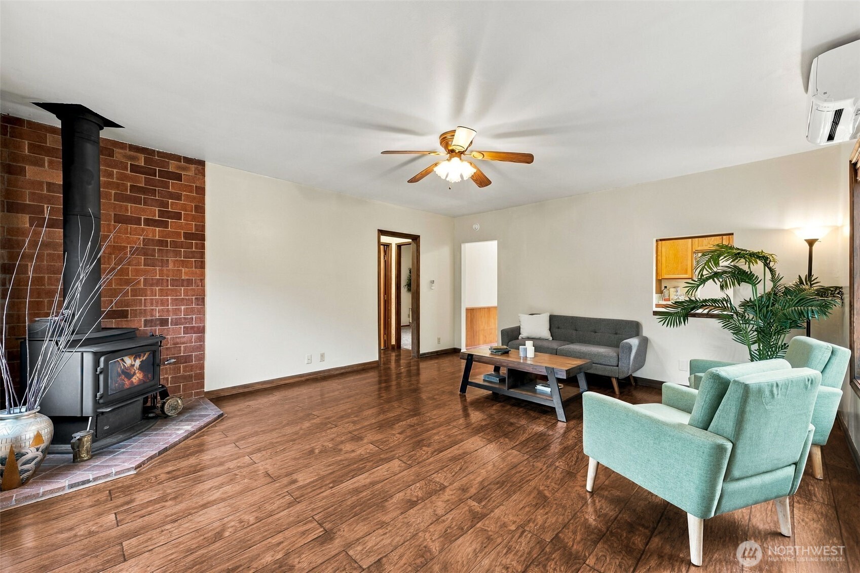 1140 N Cambrian Avenue Property Photo 2