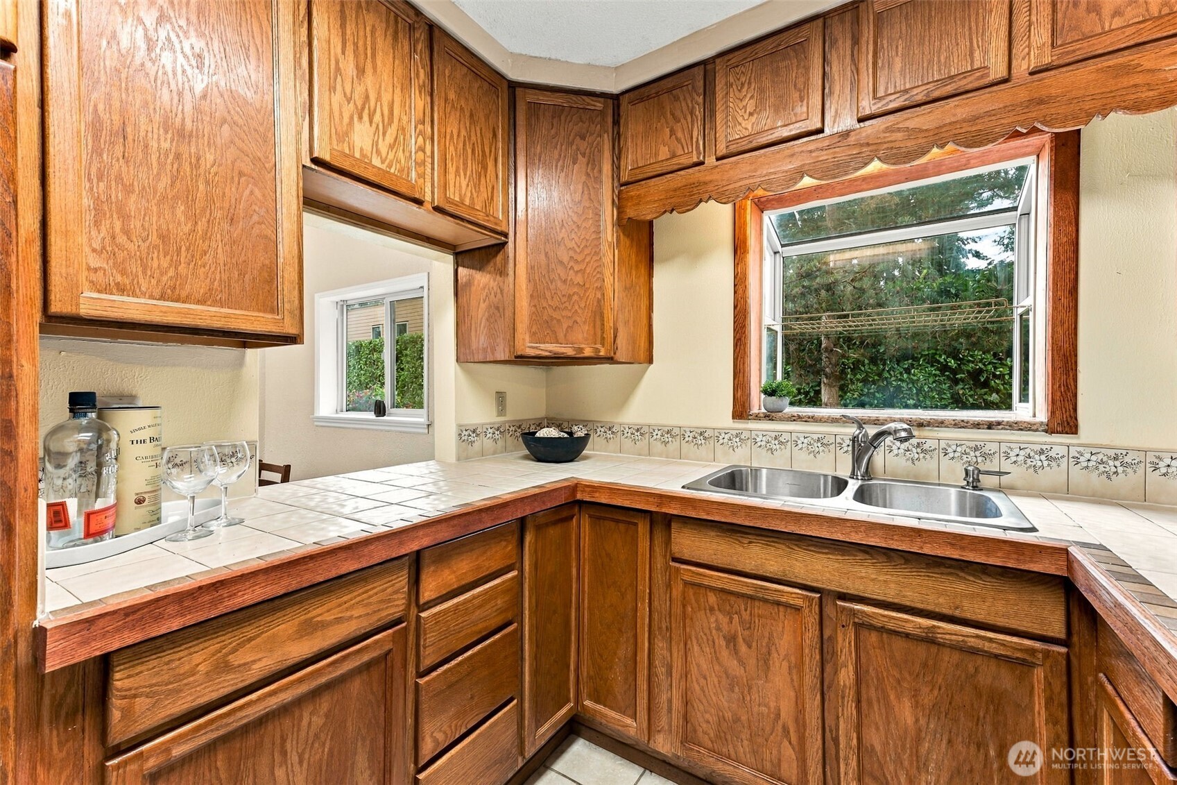 1140 N Cambrian Avenue Property Photo 6