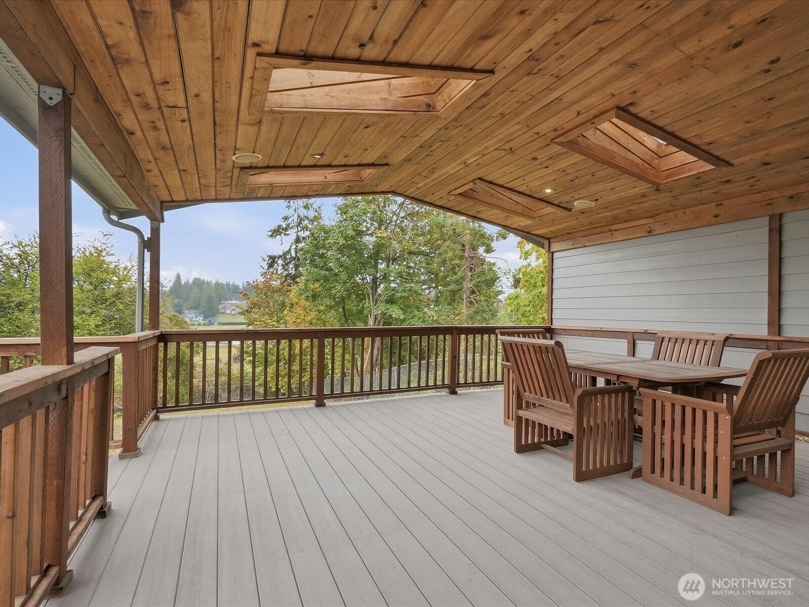 6513 Waller Road Property Photo 23