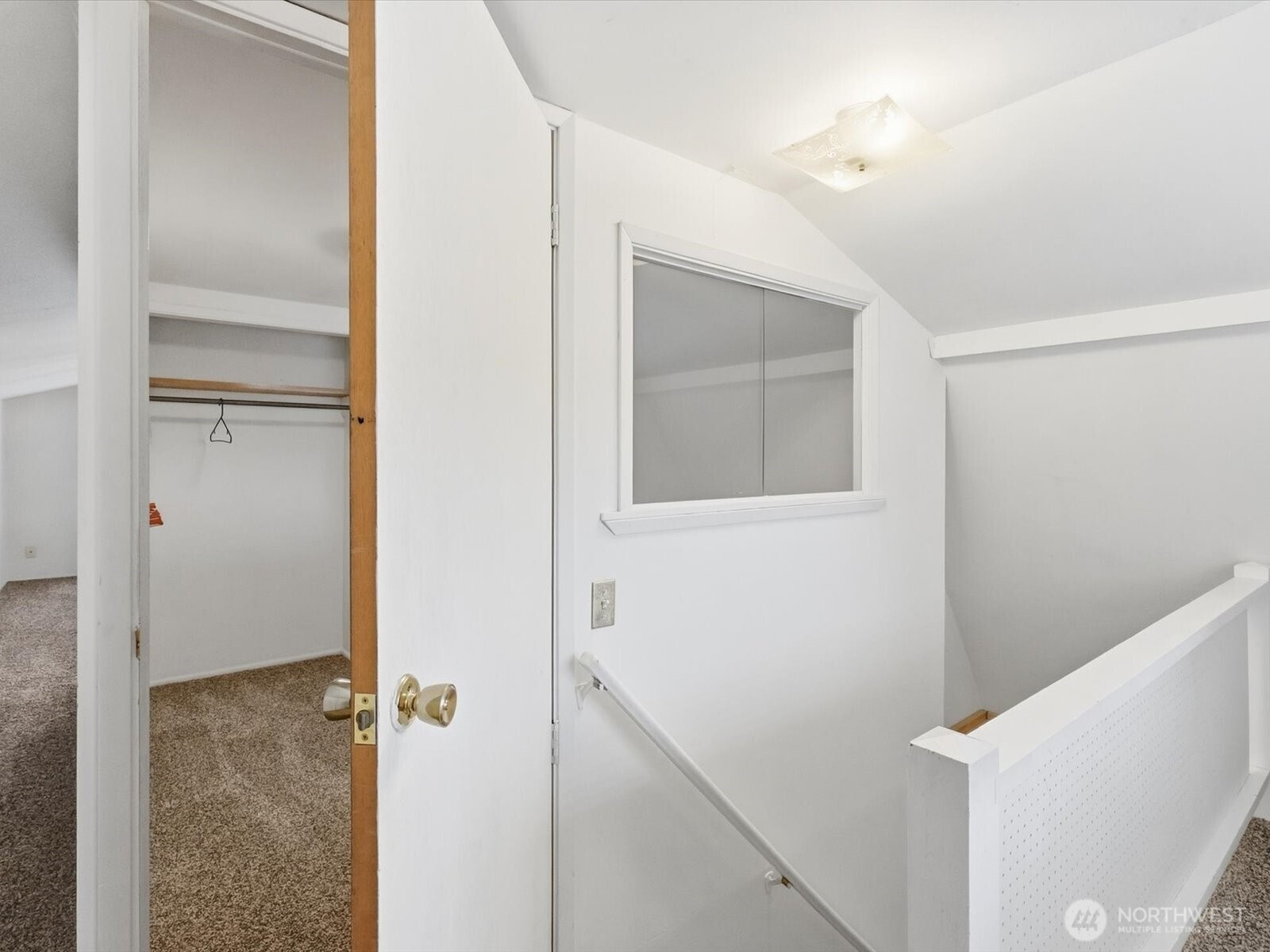 6513 Waller Road Property Photo 26