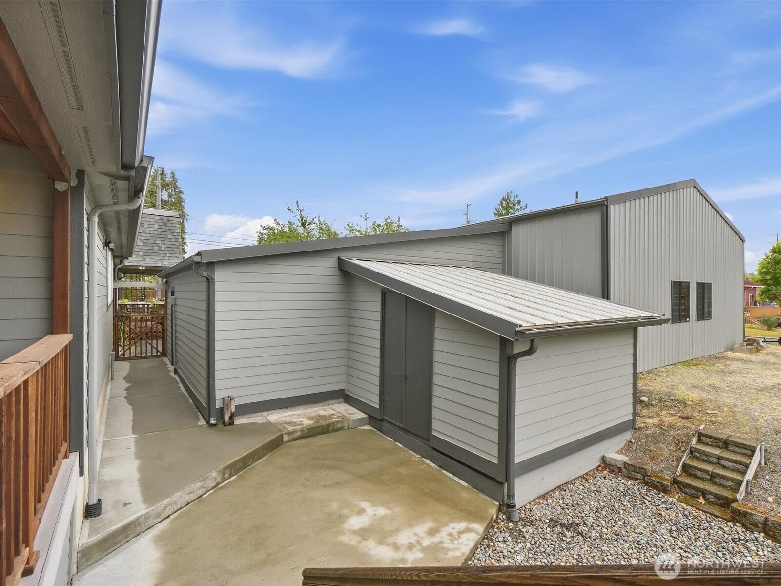 6513 Waller Road Property Photo 34