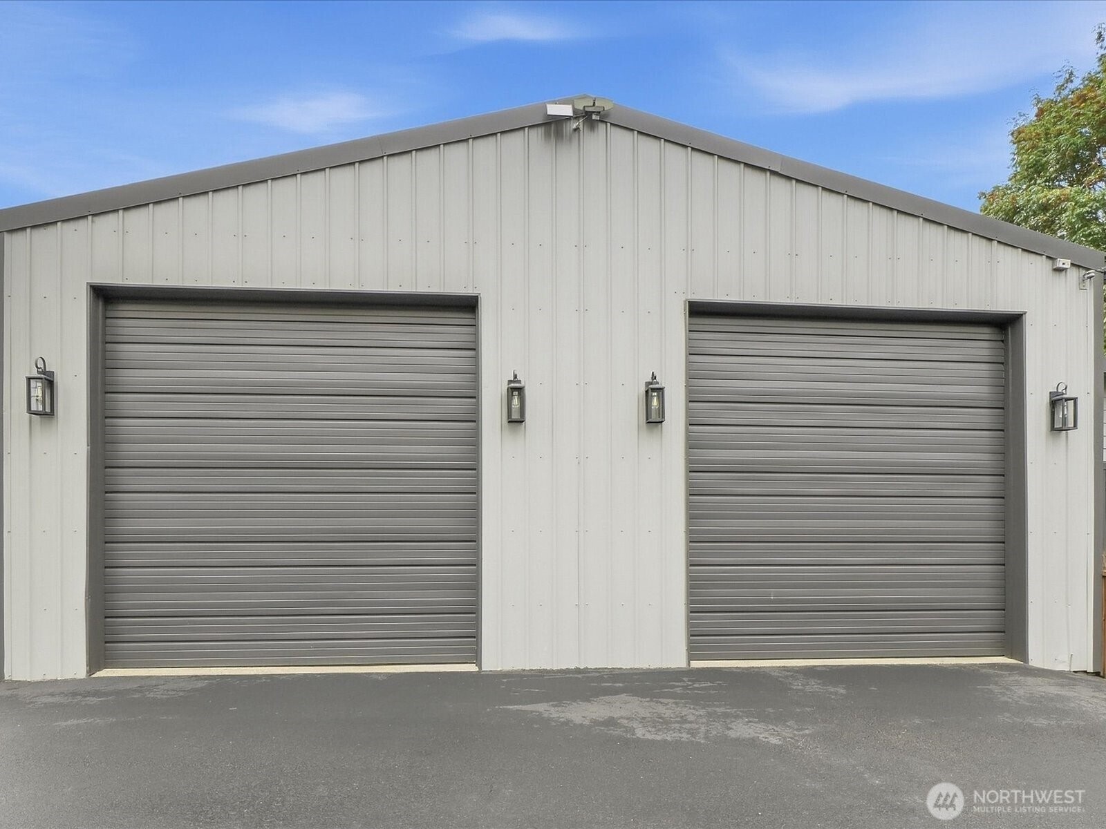 6513 Waller Road Property Photo 35