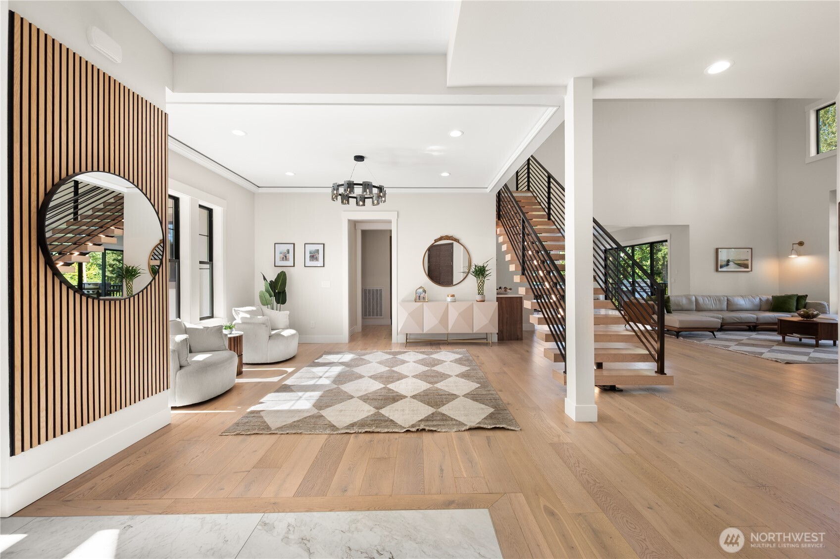 12103 202nd Street Property Photo 6