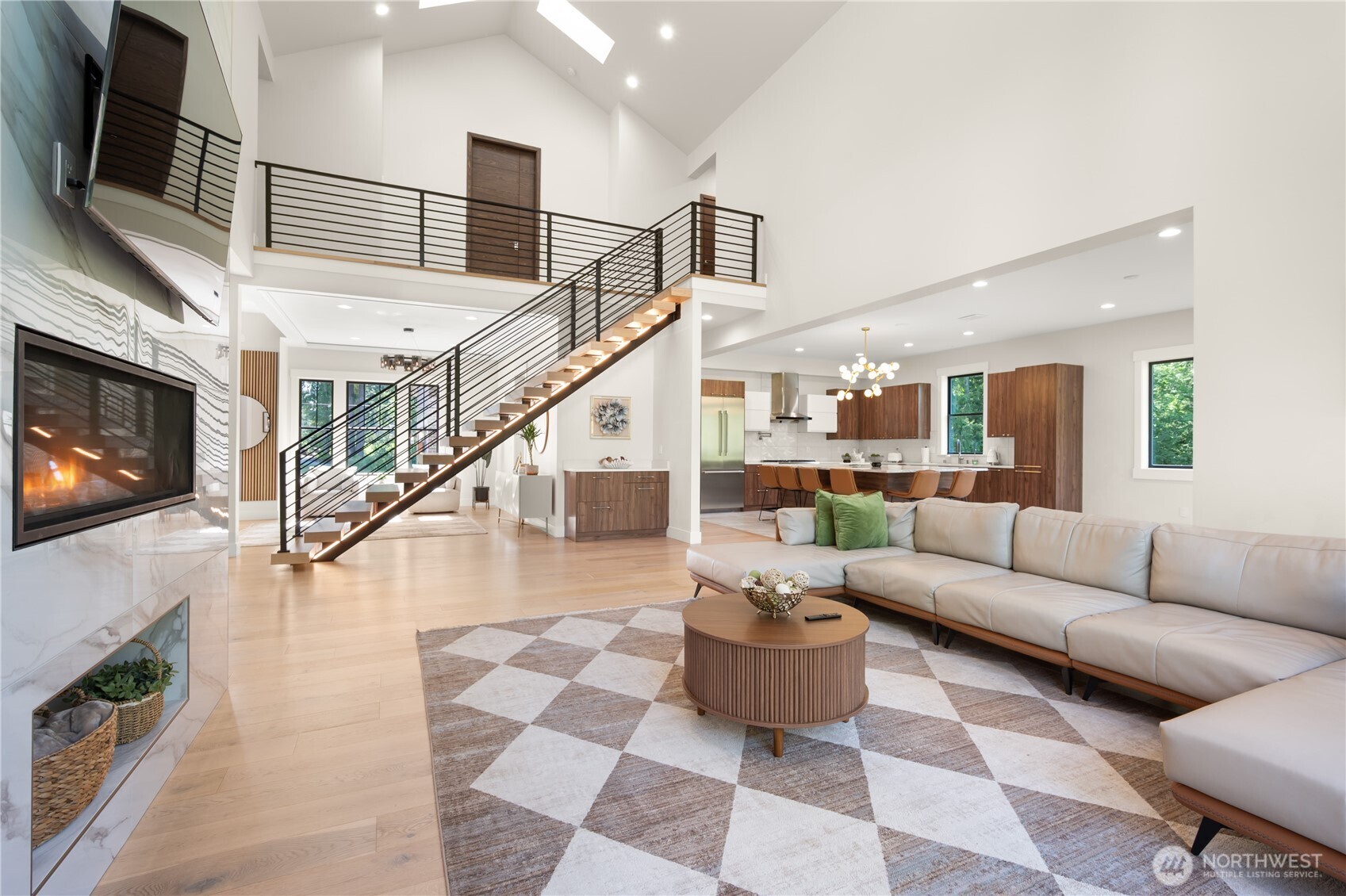 12103 202nd Street Property Photo 7