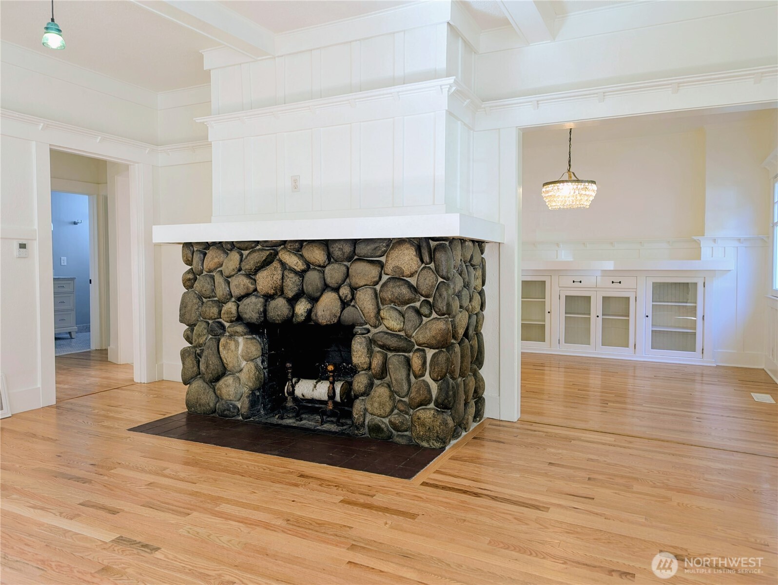 1713 33rd Avenue Property Photo 2