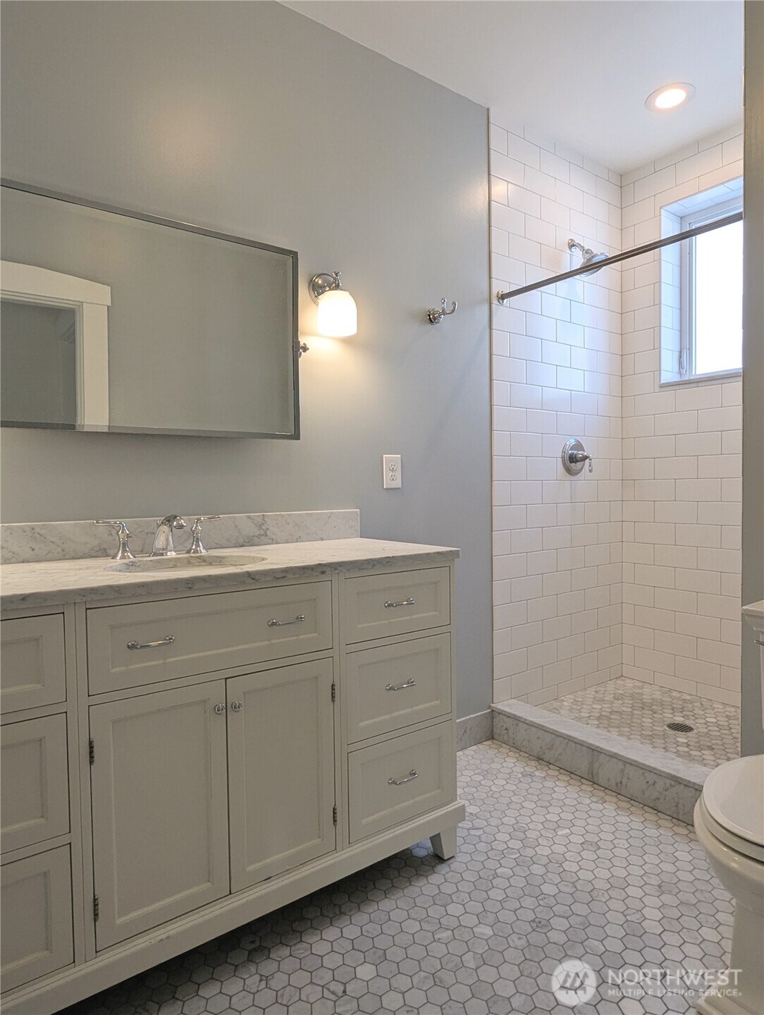 1713 33rd Avenue Property Photo 14