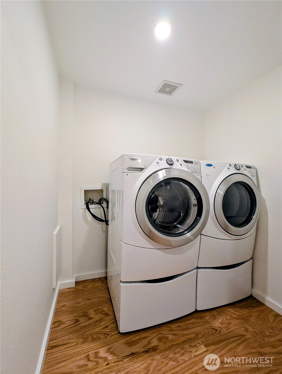 1713 33rd Avenue Property Photo 24