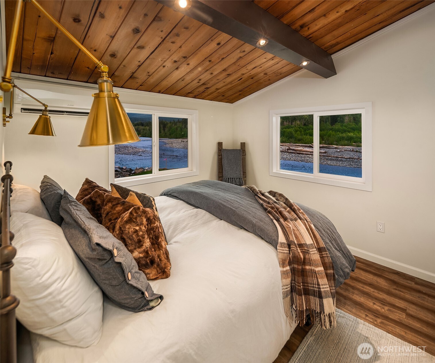 132 Slalom Way Property Photo 16