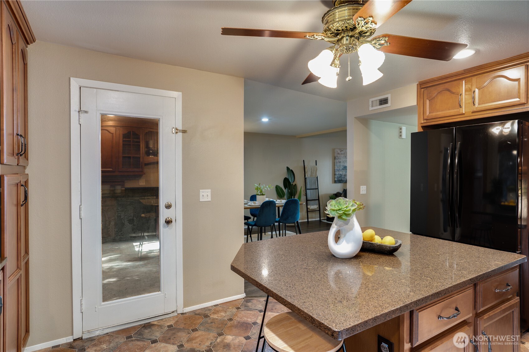 1301 Nw Slate Lane 103 Property Photo 15