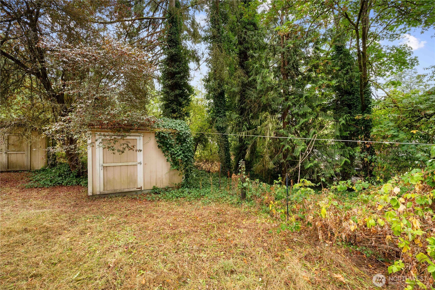 7304 96th Street Property Photo 8